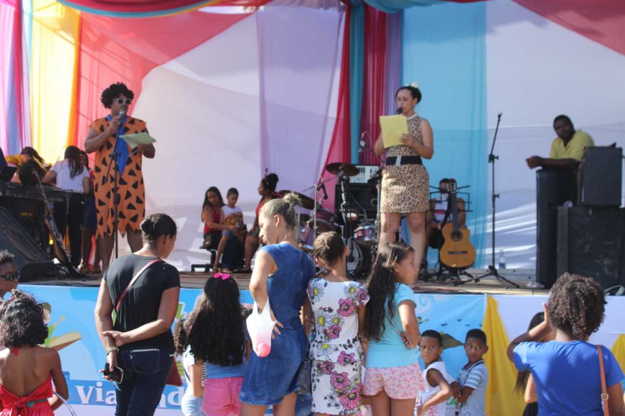Feira Literária Camacan